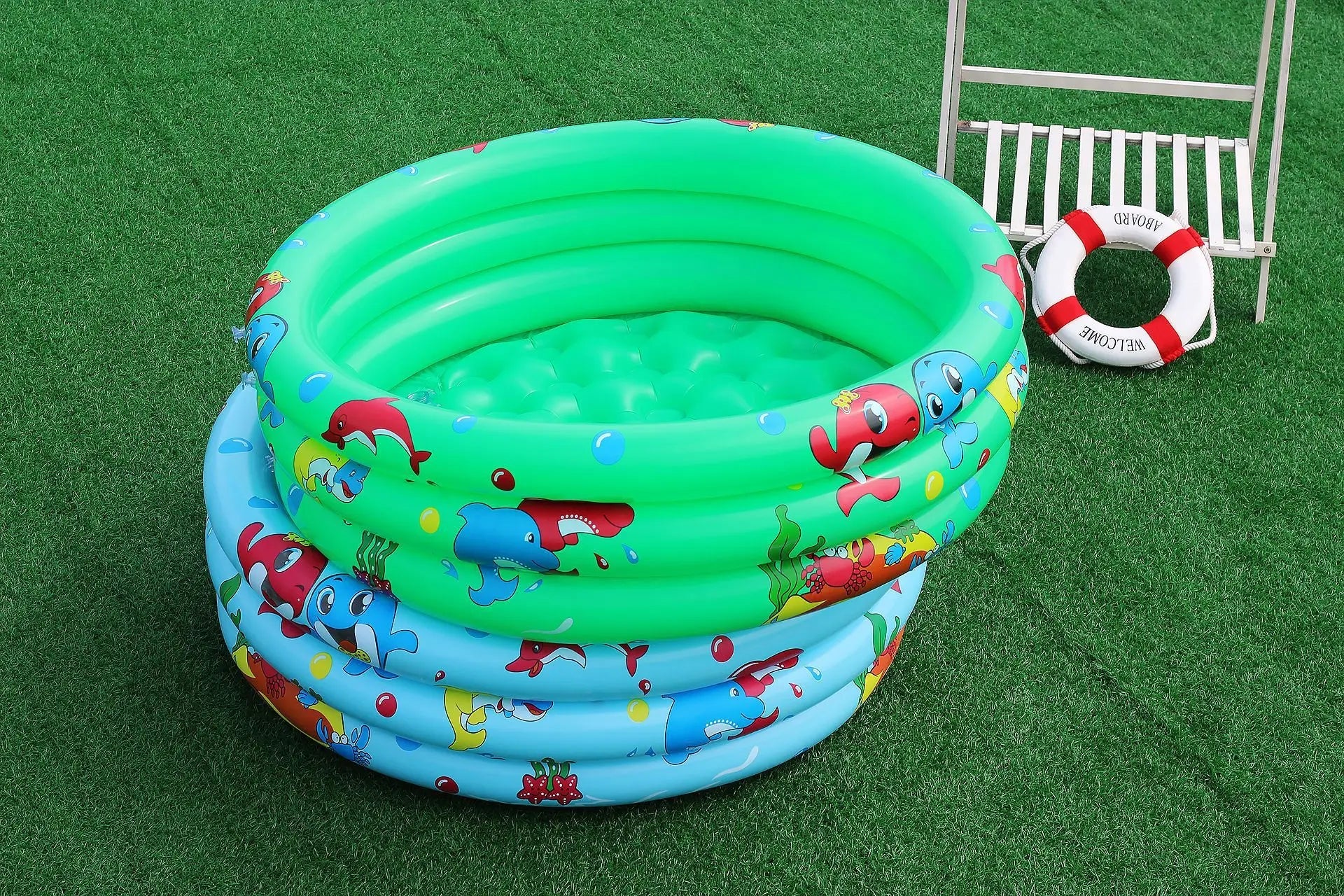 Piscine a balle pour bébé Baleine vert et bleu