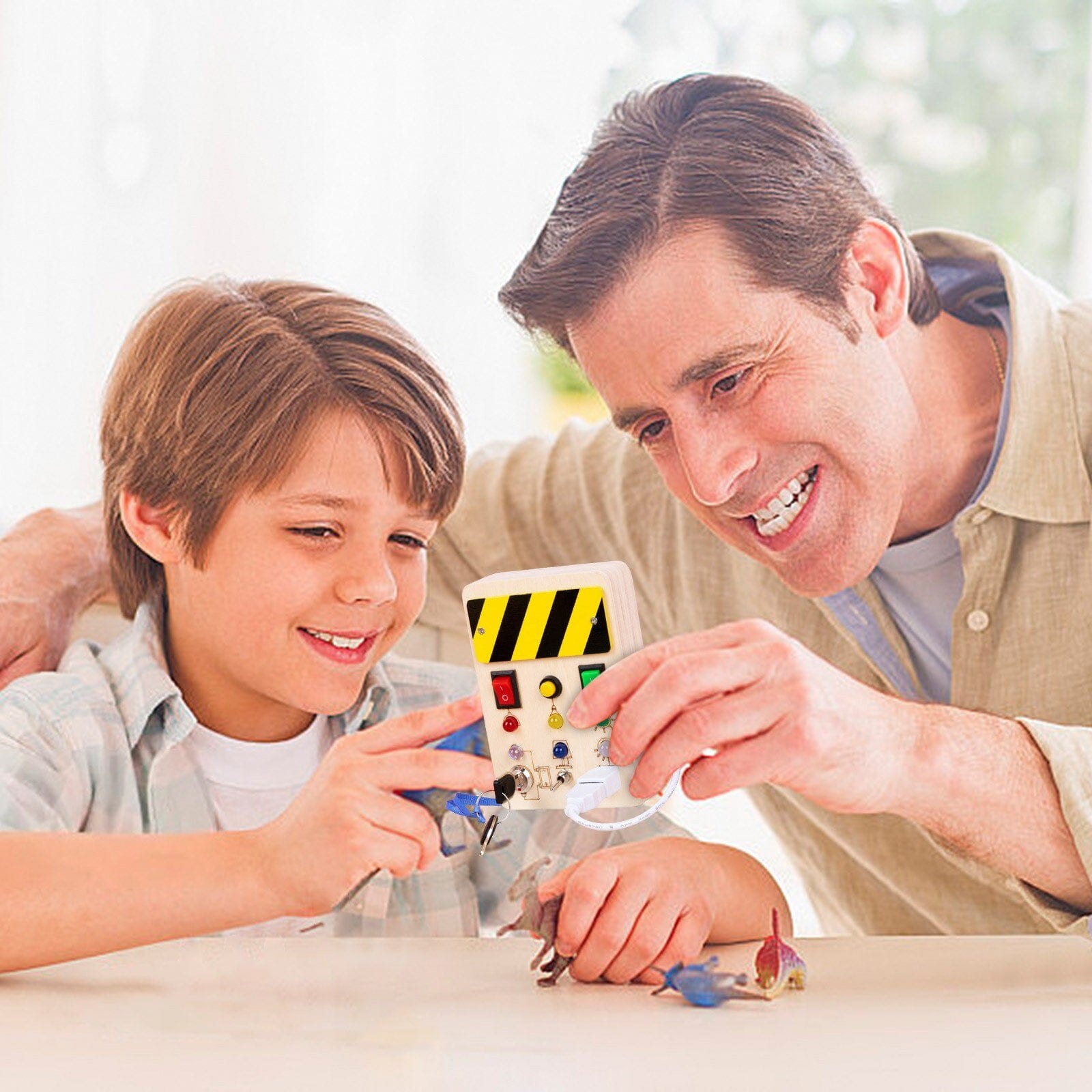 Tableau Montessori - BusyBoardCircuit™ - Déverrouillage de lumière - Bébé Chérie